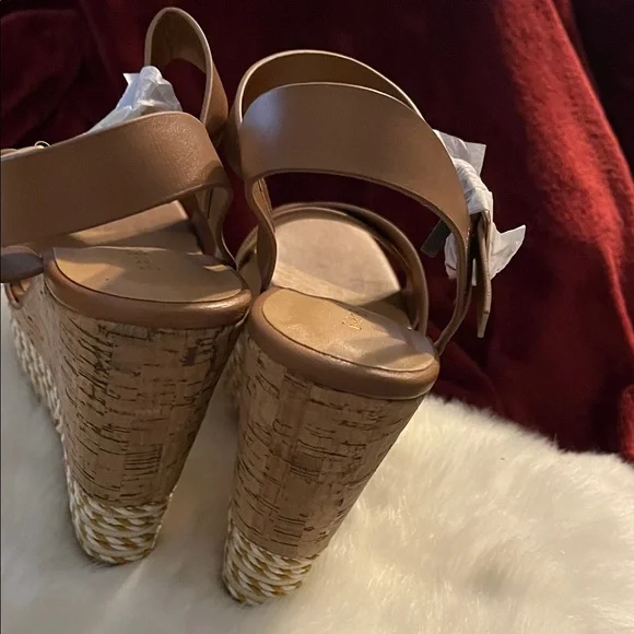 NWT Bamboo Buckle Strap Wedge Sandals Brown - Picture 9 of 13